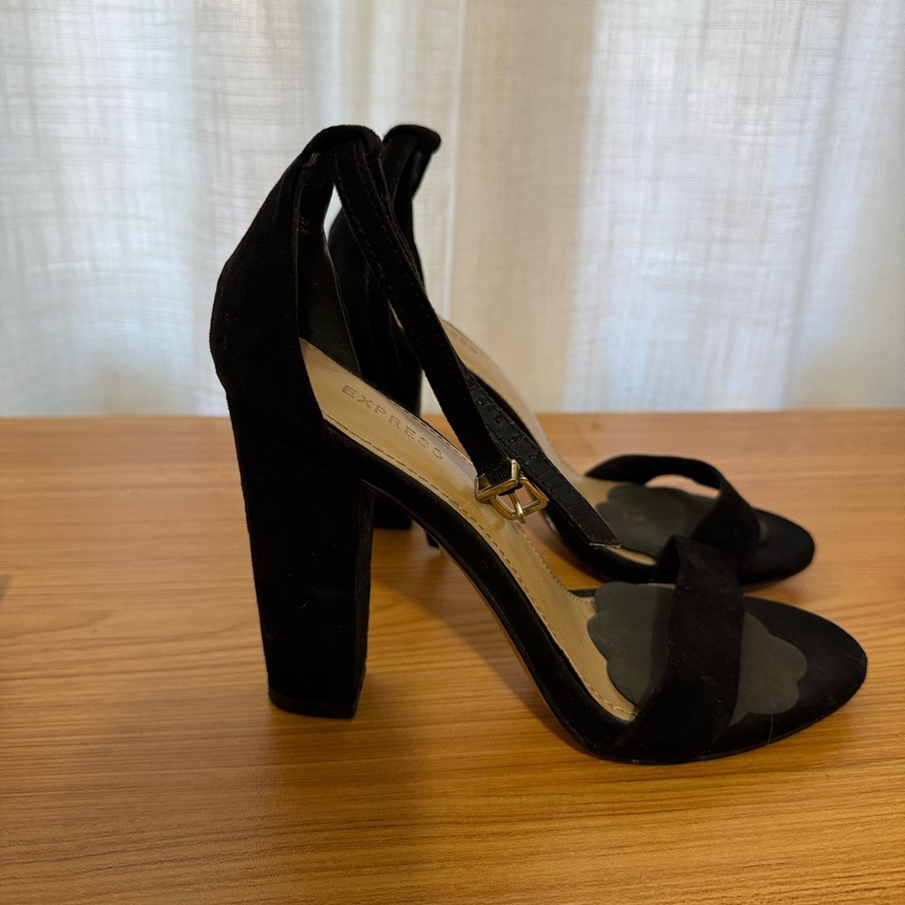 Strappy Block Heels - 6